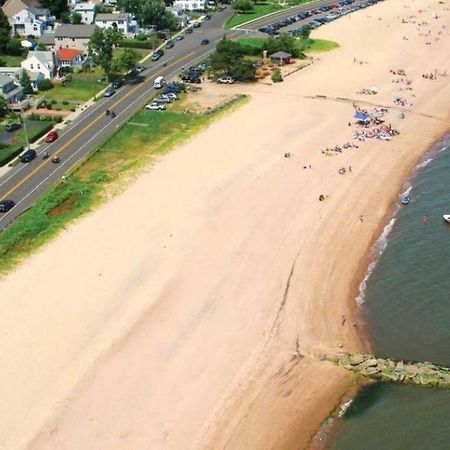 Beachy Bay Breeze Bungalow 2Br With Parking And Close To Many Amenities. West Haven Kültér fotó